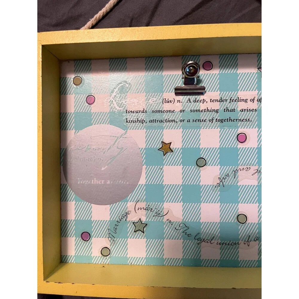 Clip shadowbox picture frame